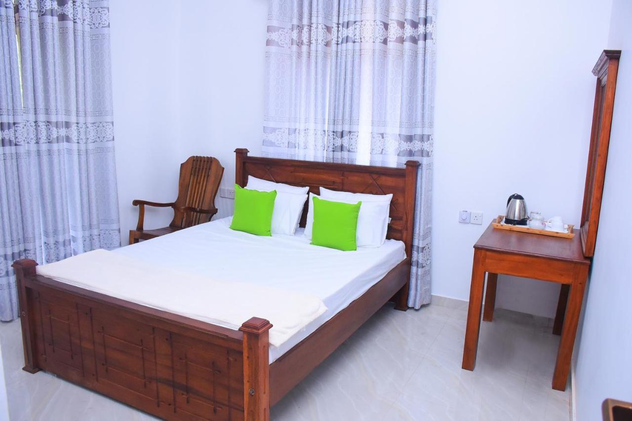 Rock Edge Residence Kandy Extérieur photo